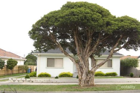 8 Masters St, Dandenong, VIC 3175