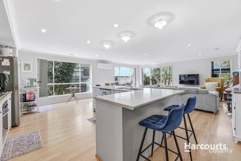 Property photo of 7 Stefan Drive Berwick VIC 3806