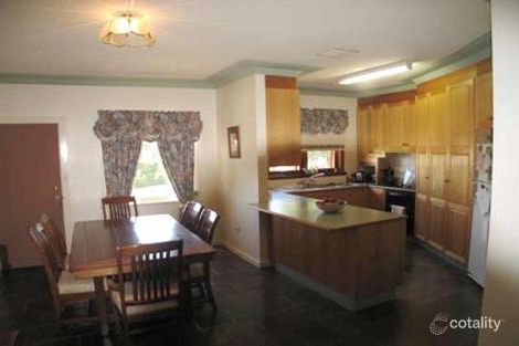 Property photo of 3 Burwood Street Turvey Park NSW 2650