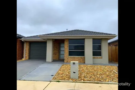 25 Ezra St, Cranbourne East, VIC 3977