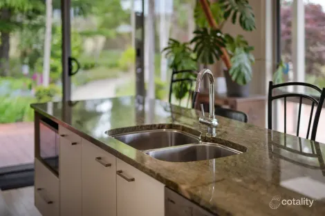 Property photo of 237 Weld Street Beaconsfield TAS 7270