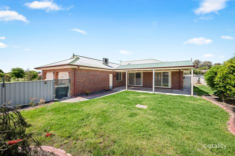 Property photo of 7 Oakmont Circuit West Wodonga VIC 3690