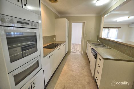 Property photo of 19 Chadford Street Macgregor QLD 4109