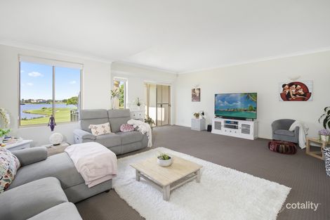 Property photo of 8342 Magnolia Drive East Hope Island QLD 4212