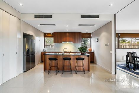 Property photo of 1 Charlton Street Bentleigh VIC 3204