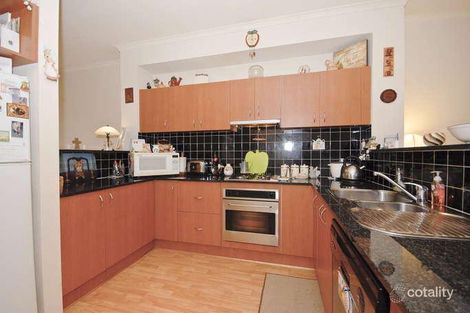 Property photo of 24/19 Sovereign Place Wantirna South VIC 3152