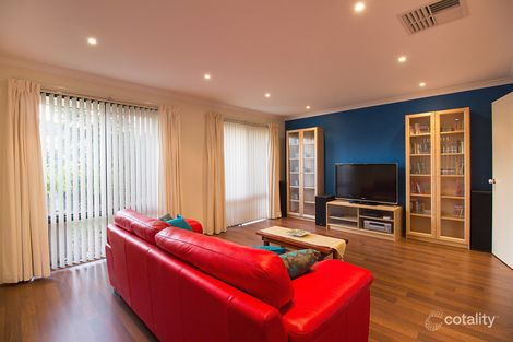 Property photo of 13 Echo Way Success WA 6164