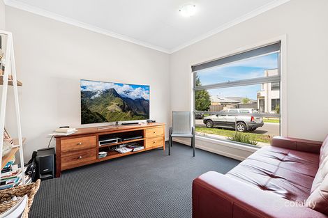 Property photo of 1B Burchill Avenue Cranbourne East VIC 3977