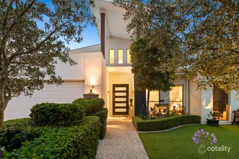 Property photo of 6 Argyle Crescent Bundall QLD 4217