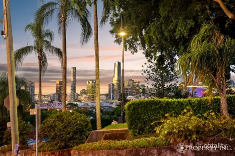 159 Dornoch Tce, Highgate Hill, QLD 4101