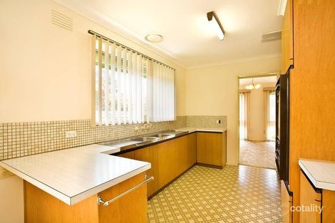 Property photo of 28 Sandhurst Road Wantirna VIC 3152