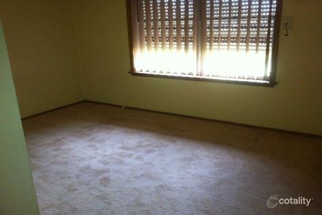 Property photo of 72 Fairbairn Road Sunshine West VIC 3020