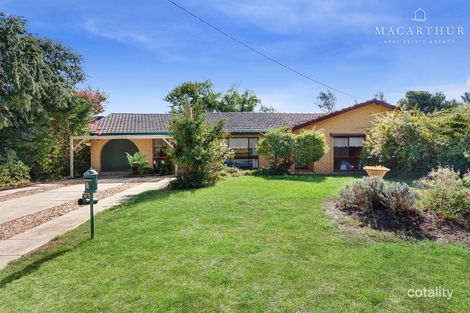 27 Norfolk Ave, Lake Albert, NSW 2650