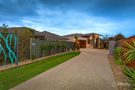 Property photo of 24 Coorong Circle Waterways VIC 3195