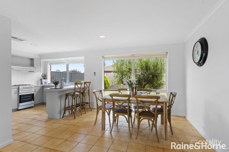 Property photo of 37 Pennyroyal Crescent Kurunjang VIC 3337