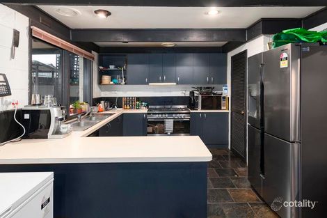 Property photo of 10 Leeanne Crescent Bundoora VIC 3083