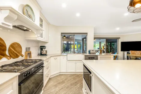 Property photo of 10 O'Brien Road Pullenvale QLD 4069