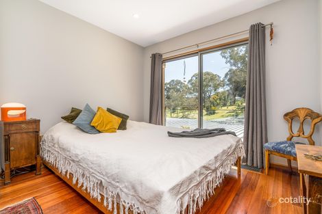 Property photo of 85 Valley Drive Royalla NSW 2620