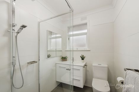 Property photo of 3/52 Coorigil Road Carnegie VIC 3163