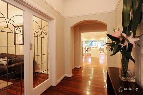 Property photo of 13 Dumbarton Crescent Menora WA 6050