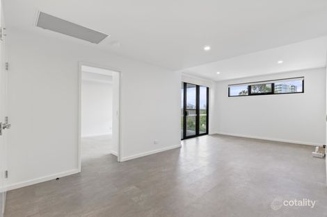 Property photo of 305/8 Macrae Road Applecross WA 6153
