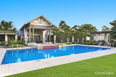 11 Neva St, Glenfield, NSW 2167