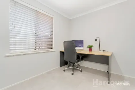 Property photo of 84 Nannatee Way Wanneroo WA 6065