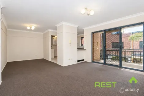 21/245-247 Targo Rd, Toongabbie, NSW 2146