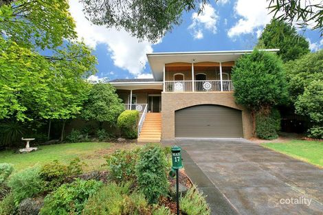 Property photo of 17 Andromeda Way Templestowe Lower VIC 3107