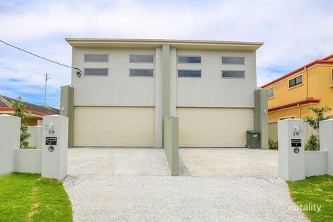 Property photo of 2/30 Vaggelas Crescent Biggera Waters QLD 4216