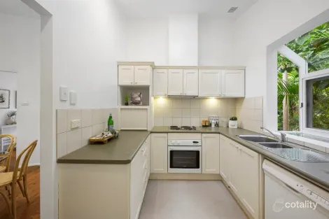 Property photo of 1 Warruga Place North Narrabeen NSW 2101