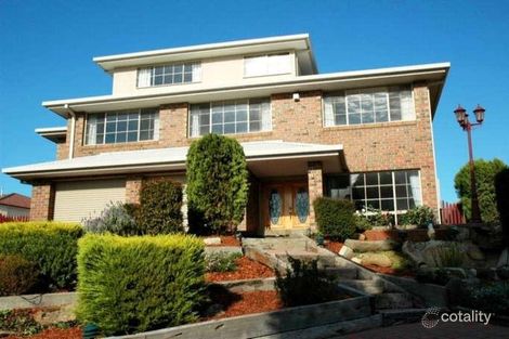 Property photo of 21 Greenhill Court Sunbury VIC 3429