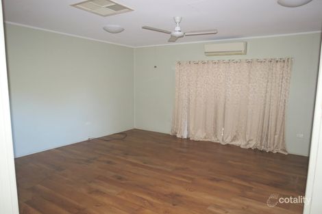 Property photo of 21 Mellish Crescent Emerald QLD 4720