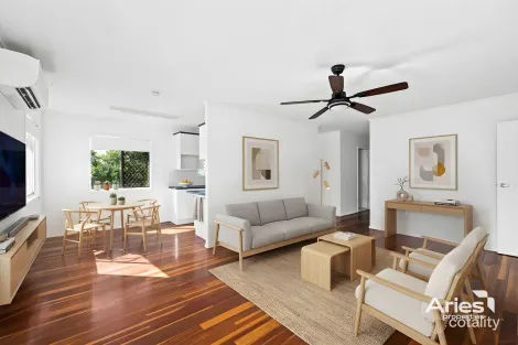 Property photo of 6 Caroline Street Riverview QLD 4303