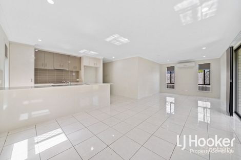 Property photo of 85 Daybreak Street Yarrabilba QLD 4207