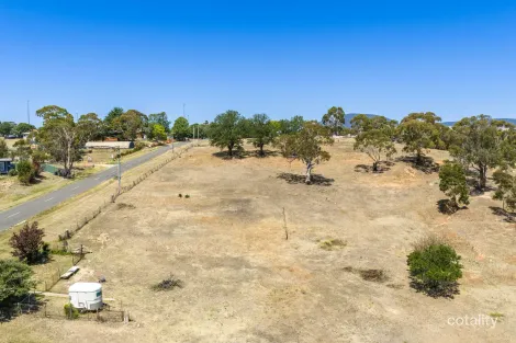 Property photo of 56 Day Avenue Omeo VIC 3898