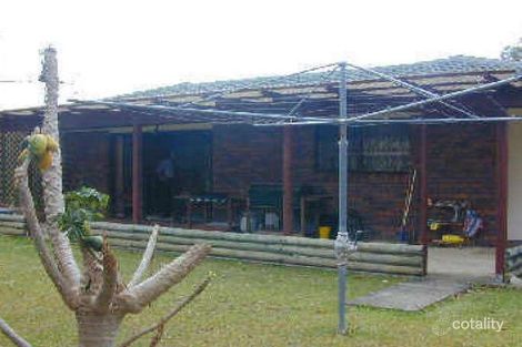 Property photo of 35 Bulgoon Crescent Ocean Shores NSW 2483