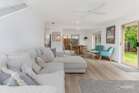 1/2 Seabrae Ct, Pottsville, NSW 2489