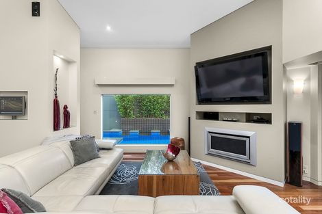 Property photo of 8 Valley Lake Boulevard Keilor East VIC 3033