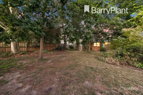 Property photo of 8 Martin Place Pakenham VIC 3810