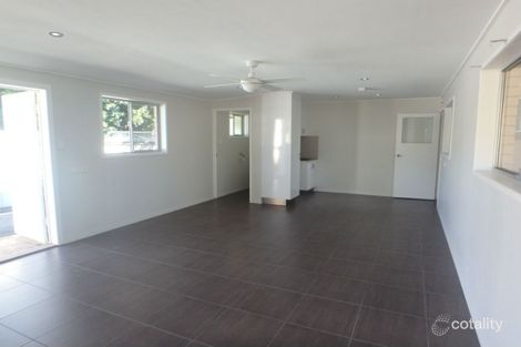 Property photo of 30 Glenview Crescent Avoca QLD 4670