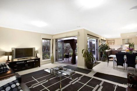 Property photo of 103 Springthorpe Boulevard Macleod VIC 3085