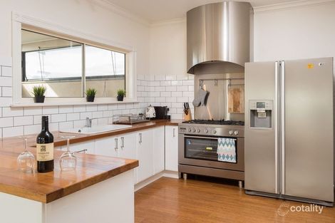 Property photo of 39 Sunderland Bay Road Surf Beach VIC 3922
