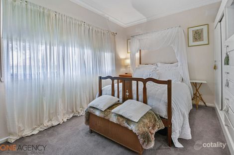 Property photo of 21 Glenroi Avenue Orange NSW 2800