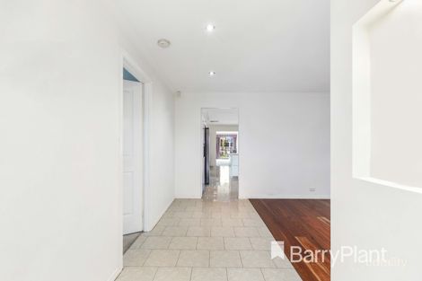 Property photo of 17 Penny Crescent Hoppers Crossing VIC 3029