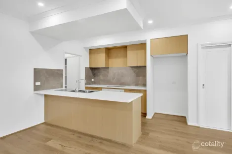 Property photo of 113 Bingham Circuit Thornhill Park VIC 3335