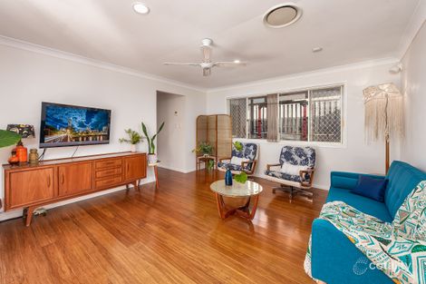 Property photo of 26 Banksiadale Close Elanora QLD 4221