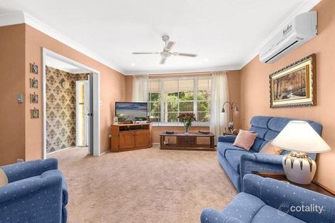 Property photo of 27 Priestley Parade Point Clare NSW 2250