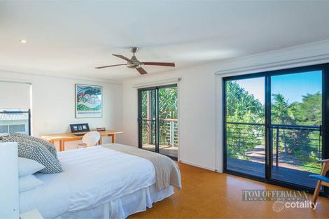 Property photo of 8 Compass Place Sunrise Beach QLD 4567