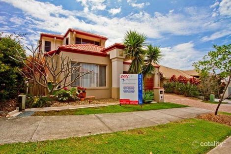 11 Palma Cres, Varsity Lakes, QLD 4227